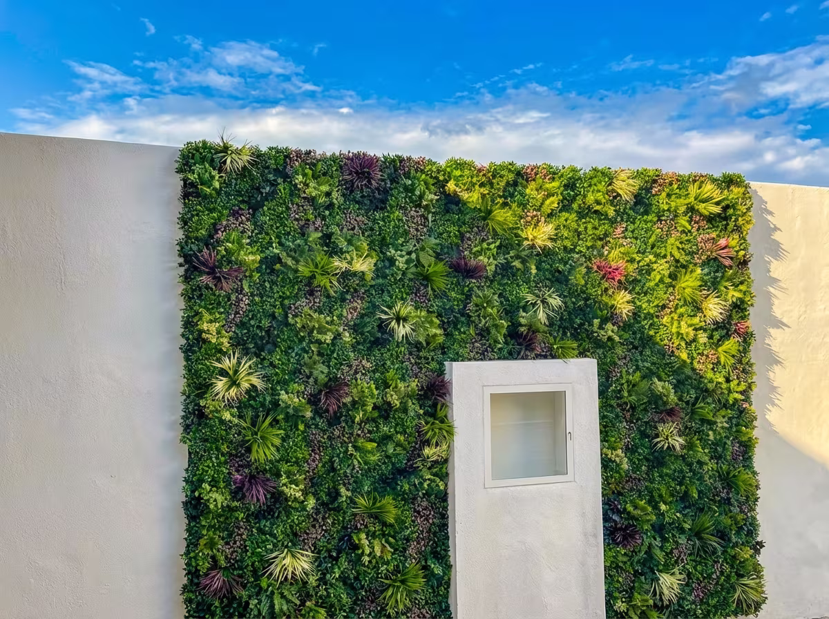 LA multi-family Vallum living wall